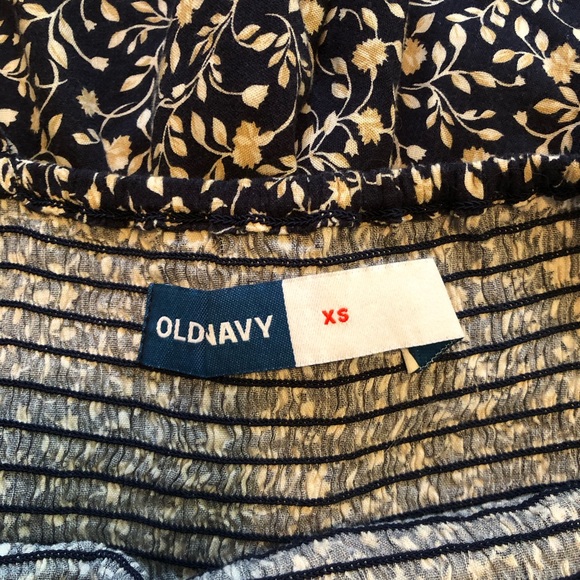 Old Navy Romper - Picture 3 of 10